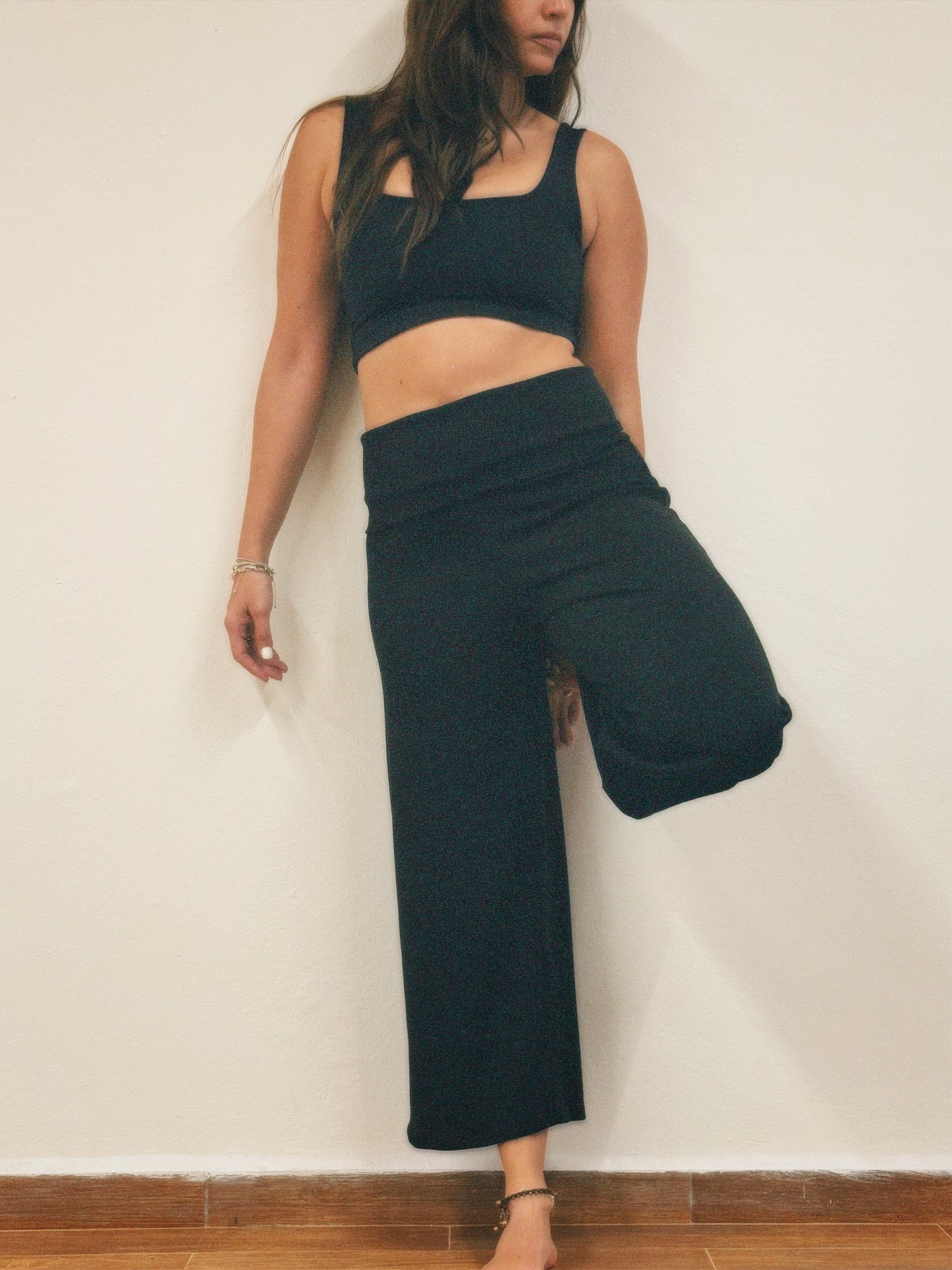 YIN TOP