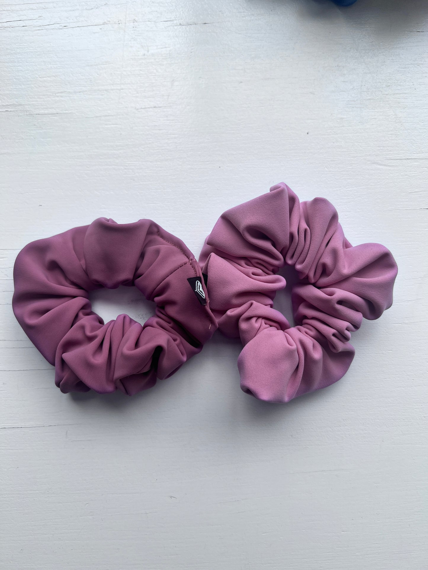 LOTO SCRUNCHIES