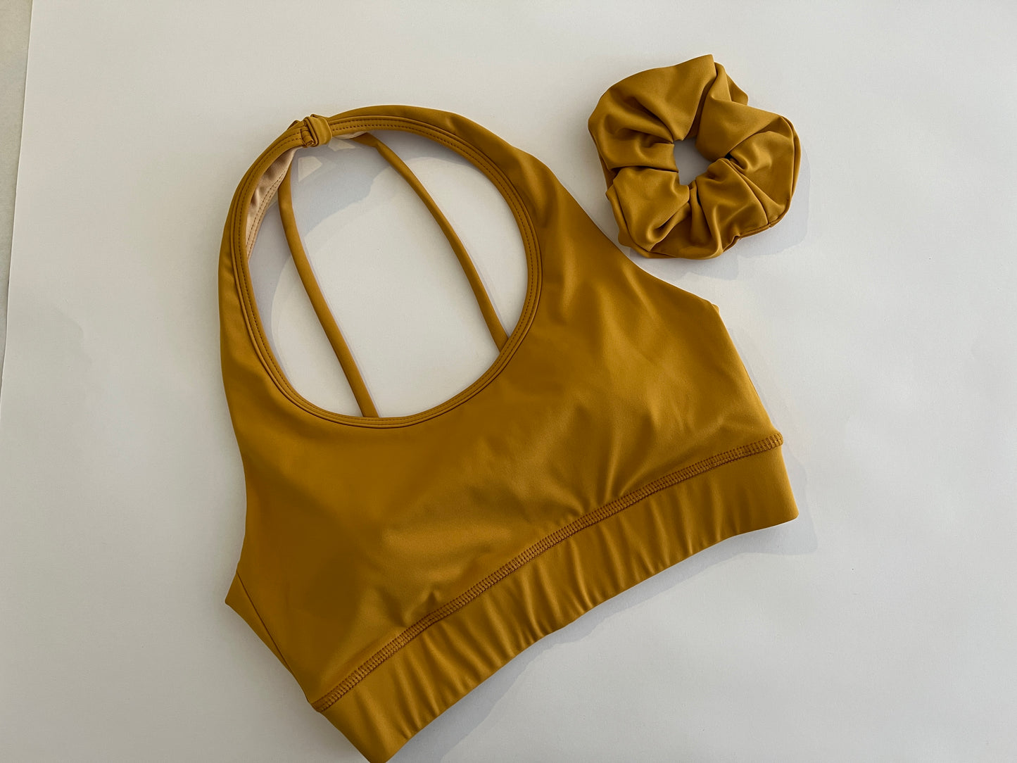 UTHITA TOP